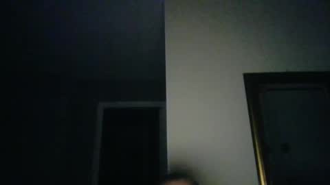 Snapshot of pourquoi_toi chatting on 10/15/25, 02:22 pourquoi_toi online show from 10/15/25, 02:22