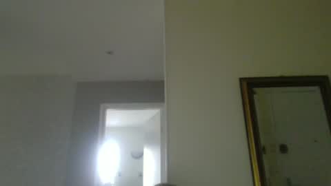 Snapshot of pourquoi_toi chatting on 10/15/25, 02:50 pourquoi_toi online show from 10/15/25, 02:50