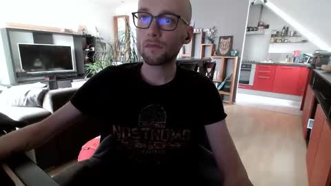 Snapshot of poutoublou002 chatting on 03/14/26, 01:16 Blou online show from 03/14/26, 01:16