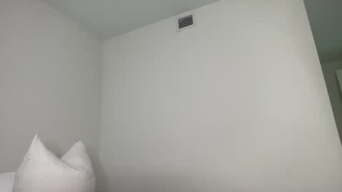 Selena online show from 04/26/26, 09:01