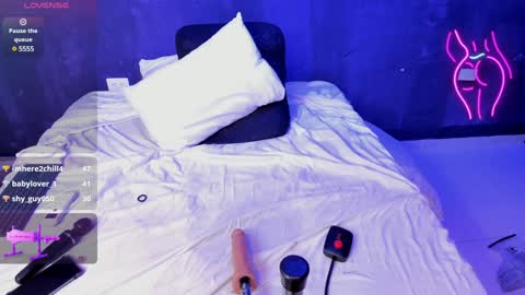 Powder  online show from 01/25/25, 05:08