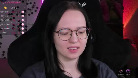 Robyn online show from 02/12/26, 04:24