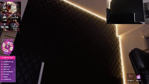 Snapshot of powercouplemix chatting on 02/21/25, 08:18 Ravena Rozz online show from 02/21/25, 08:18