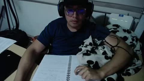 powerfulzeus2 online show from 09/15/25, 01:27