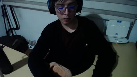 powerfulzeus2 online show from 10/15/25, 02:33