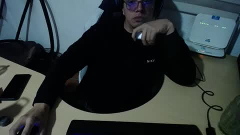 powerfulzeus2 online show from 11/02/25, 12:13