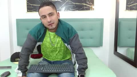   online show from 04/24/26, 03:53