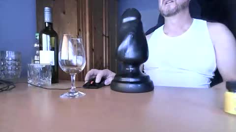 Tom PP online show from 10/21/25, 03:40