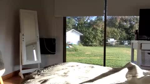 ppsmall_17 online show from 04/15/26, 12:23