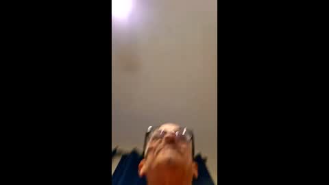 Snapshot of ppushwell chatting on 12/04/25, 04:00 ppushwell online show from 12/04/25, 04:00