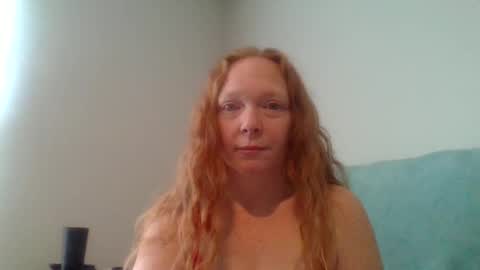 Snapshot of pr0prfr3ak chatting on 12/22/24, 07:21 pr0prfr3ak online show from 12/22/24, 07:21