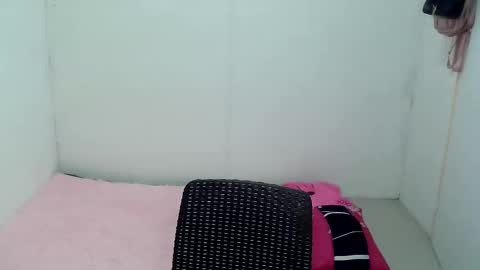 precious_athena online show from 11/11/25, 10:59