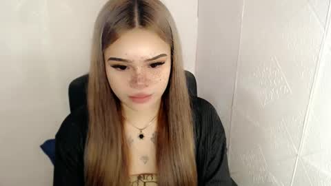 MAXXINE online show from 02/24/25, 08:49