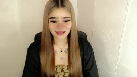 MAXXINE online show from 03/05/25, 09:59