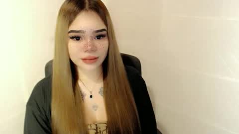 MAXXINE online show from 02/27/26, 06:46