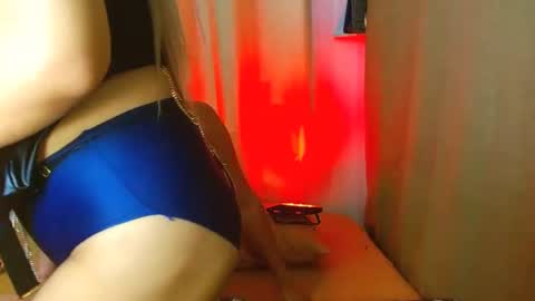 Francine online show from 01/21/25, 02:59