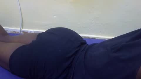 Snapshot of preetty_ebony_girl chatting on 10/13/25, 08:09 Elizabeth online show from 10/13/25, 08:09
