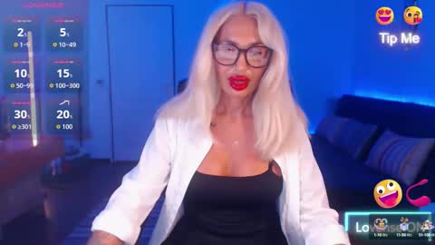 Victoria online show from 09/11/25, 08:09