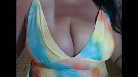 Snapshot of pregnant4twins chatting on 02/25/26, 05:17 BEING SINGLE PREGNANT HAVING TWINS IS NOT EASY SO PLS DONT MAKE ME STRESS IF YOU CANT HELP BE CONSIDERATETHANK YOU online show from 02/25/26, 05:17