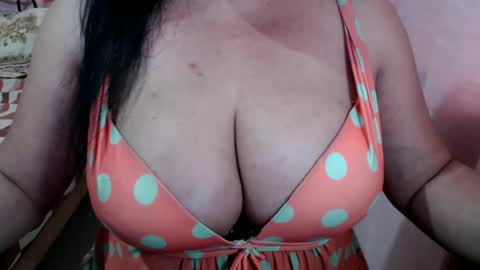 Snapshot of pregnantsinglesugar chatting on 03/01/25, 05:42 WELCOME IM SINGLE PREGNANT REALLY HARD TO BE A SINGLE WITH TWIN SO PLS STOP BEING RUDELIARWASTING TIME. BE CONSIDERATE. TNX online show from 03/01/25, 05:42