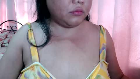 Snapshot of pregnantsinglesugar chatting on 10/18/25, 02:03 WELCOME IM SINGLE PREGNANT REALLY HARD TO BE A SINGLE WITH TWIN SO PLS STOP BEING RUDELIARWASTING TIME. BE CONSIDERATE. TNX online show from 10/18/25, 02:03