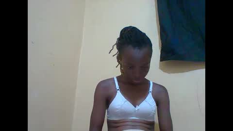 Snapshot of prekky chatting on 02/05/26, 05:39 lynn online show from 02/05/26, 05:39