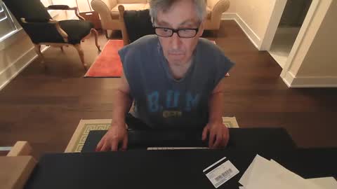 preppydave2525 online show from 01/13/25, 03:58