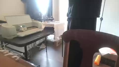 Libra Lamont online show from 10/11/25, 10:30