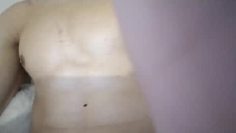 Snapshot of presks chatting on 10/16/25, 01:01 iloveit online show from 10/16/25, 01:01