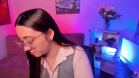 Camila  online show from 06/03/26, 12:30
