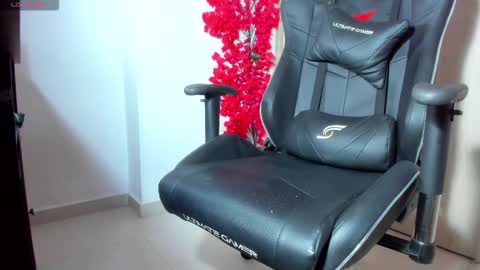 Snapshot of pressure_xxx_420 chatting on 02/03/26, 09:58 PRESSURE online show from 02/03/26, 09:58