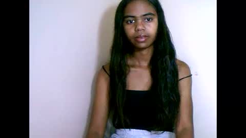 Snapshot of prettiethalia chatting on 10/27/25, 08:07 prettiethalia online show from 10/27/25, 08:07