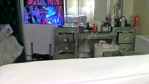 Yasmine pretty online show from 02/19/25, 03:50