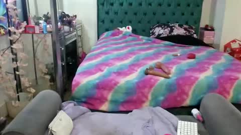 Yasmine pretty online show from 02/19/26, 07:26