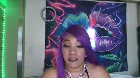 Snapshot of pretty69queen chatting on 05/22/26, 10:59 Yasmine pretty online show from 05/22/26, 10:59