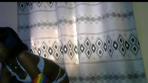 Snapshot of pretty__lisa chatting on 11/03/25, 12:06 pretty__lisa online show from 11/03/25, 12:06