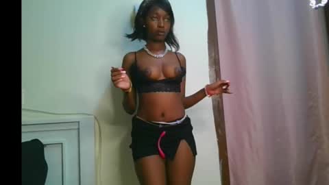 Snapshot of pretty__lisa chatting on 02/06/26, 01:25 pretty__lisa online show from 02/06/26, 01:25