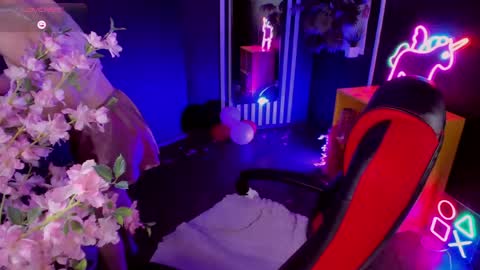 Lady vikki  online show from 04/24/26, 07:11