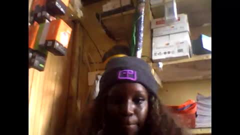 pretty_curvy99 online show from 03/01/26, 01:02