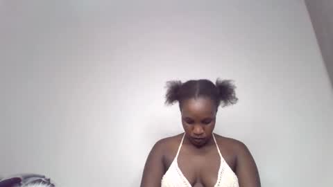pretty_curvy99 online show from 04/08/26, 08:47