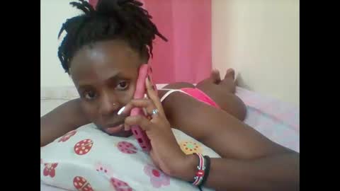 pretty_darya online show from 01/15/25, 12:04