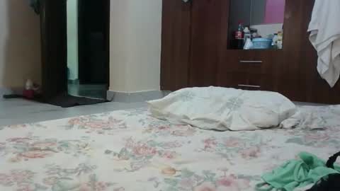 pretty_darya online show from 11/05/25, 05:46