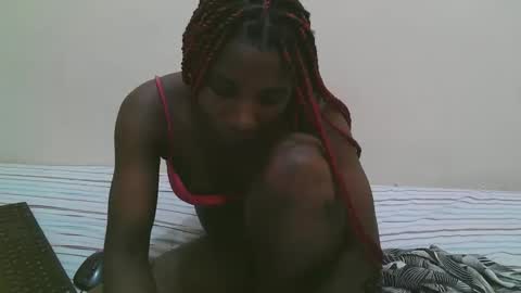 pretty online show from 03/23/26, 03:16