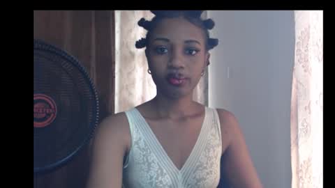 Snapshot of pretty_ebonygirl2 chatting on 02/28/26, 10:05 Pretty ebonygirl2 online show from 02/28/26, 10:05