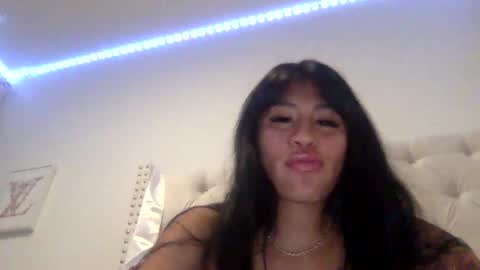 Snapshot of pretty_girl828687 chatting on 05/27/26, 01:57 pretty_girl828687 online show from 05/27/26, 01:57