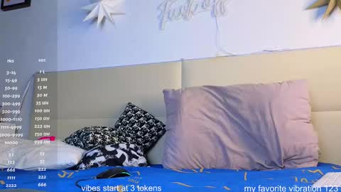 Snapshot of pretty_helga chatting on 12/13/24, 09:13 pretty_helga online show from 12/13/24, 09:13