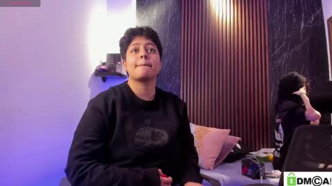 pretty_honey22 online show from 05/31/26, 07:59