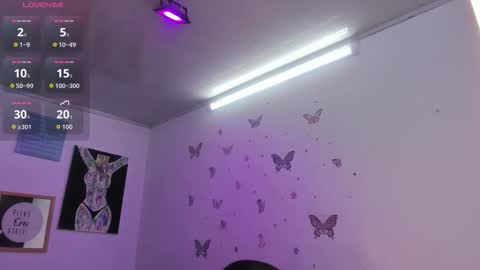 pretty online show from 03/19/26, 11:36