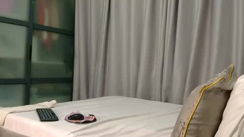 pretty_josey online show from 05/25/26, 03:23