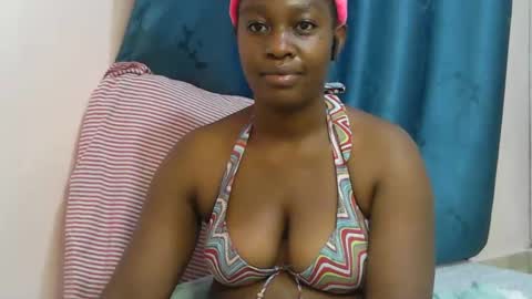 pretty_kylah online show from 09/29/25, 04:17